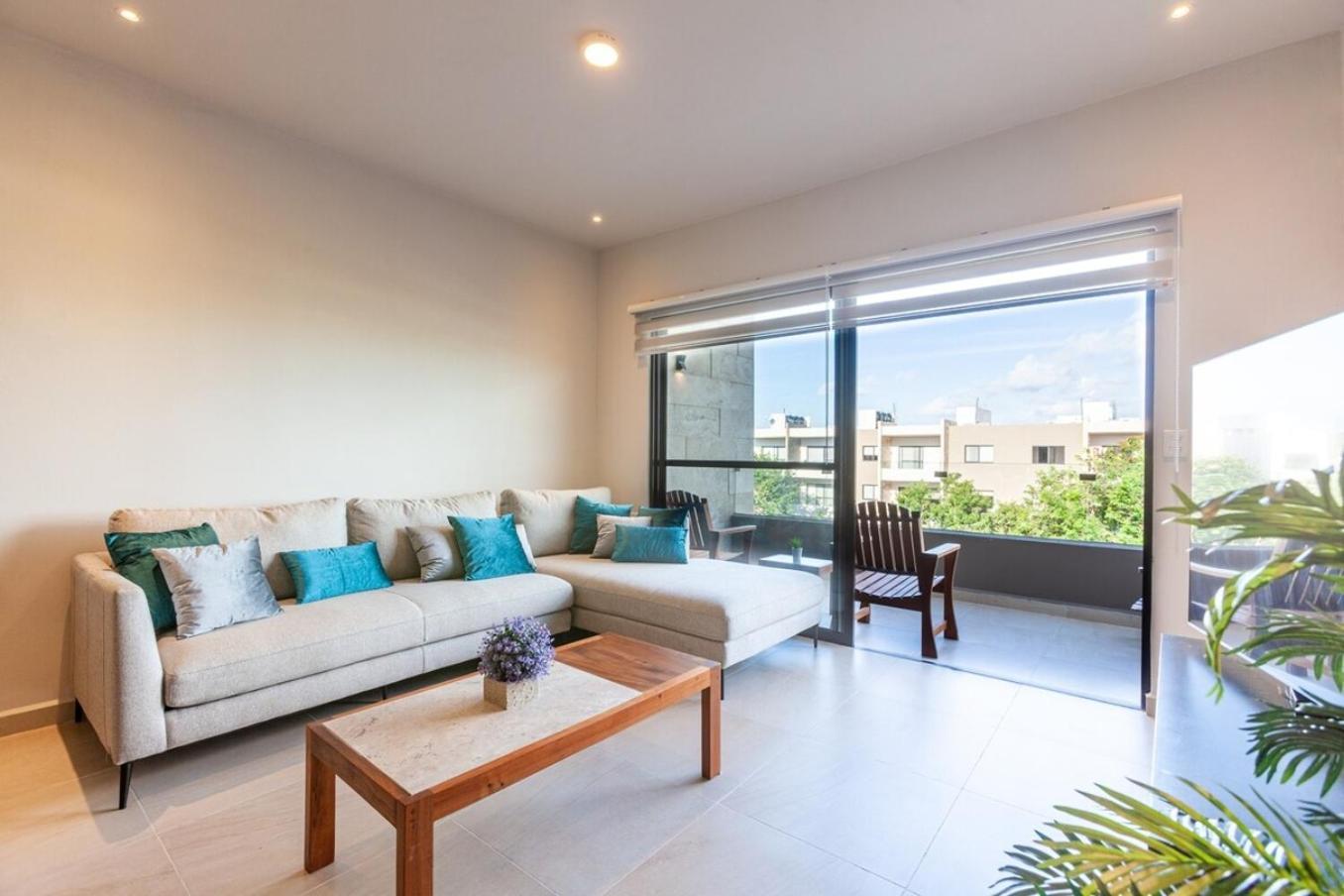 Сasa de vacaciones Modern Wifi 200mb, 2 Gyms, 6pools, Balcony