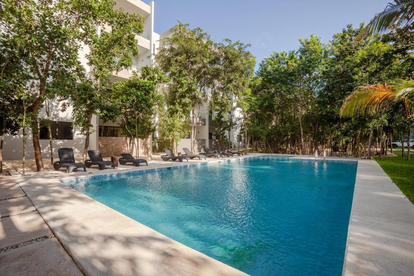Holiday home Modern Wifi 200mb, 2 Gyms, 6pools, Balcony Playa del Carmen