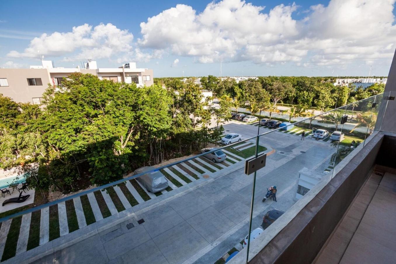Modern Wifi 200mb, 2 Gyms, 6pools, Balcony Holiday home